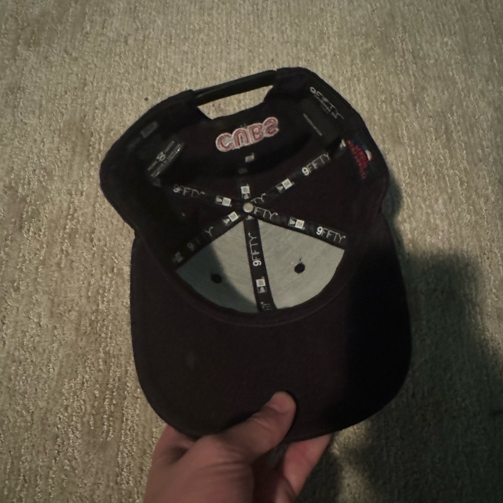 Hat - Picture 3 of 3